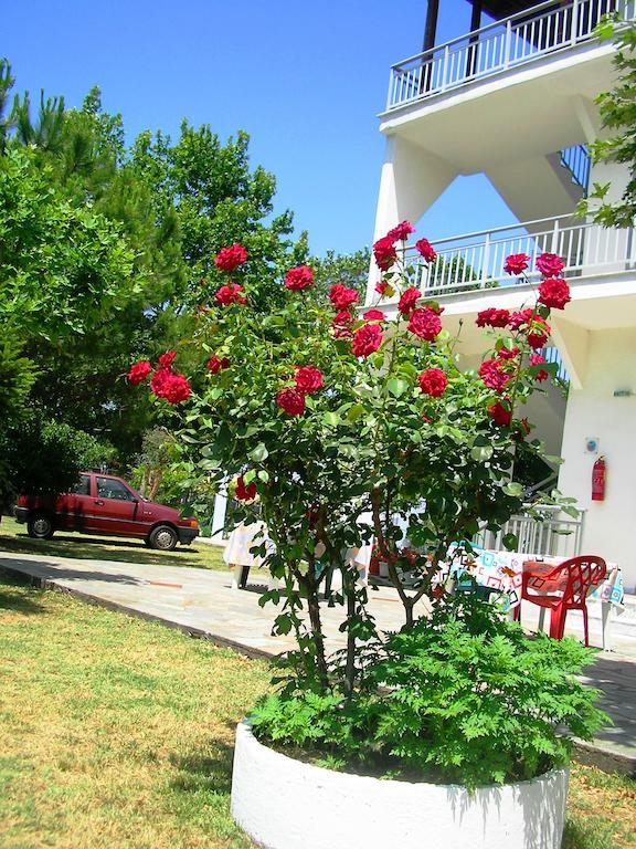 Apartments Ziogas Paralía Skotínis 외부 사진