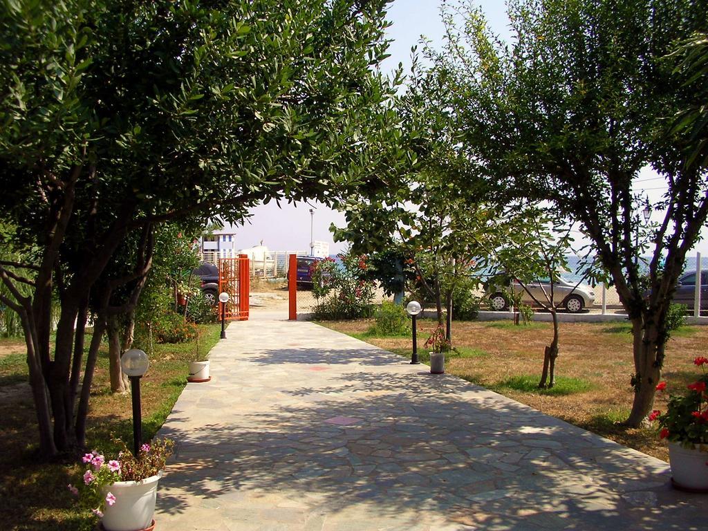 Apartments Ziogas Paralía Skotínis 외부 사진